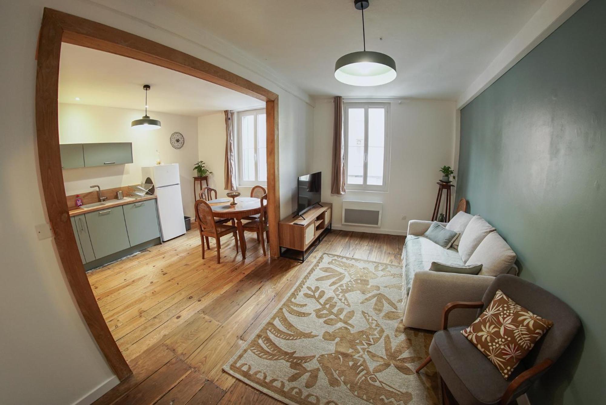 Le Montarrouye Appartement Pour 2 A 6 Personnes Bagnères-de-Bigorre Extérieur photo
